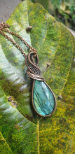 Load image into Gallery viewer, Labradorite with a Corset Weave Pendant
