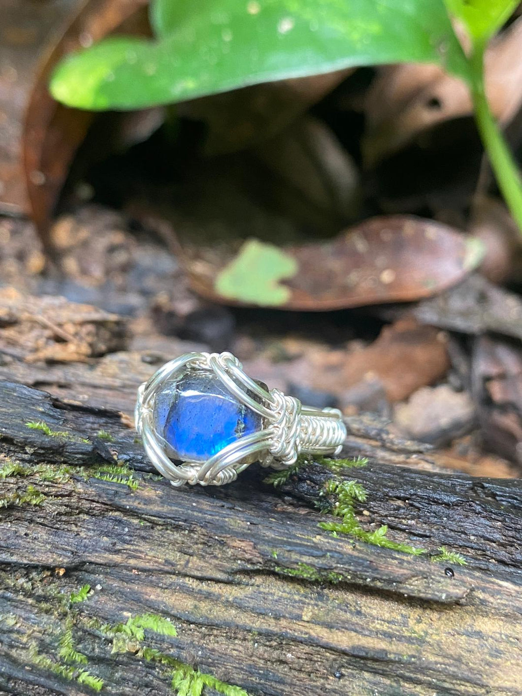 Amazing Blue Flash Labradorite Ring