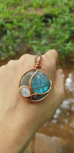 Load and play video in Gallery viewer, Round Blue Labradorite with a Moonstone Gemstone Pendant
